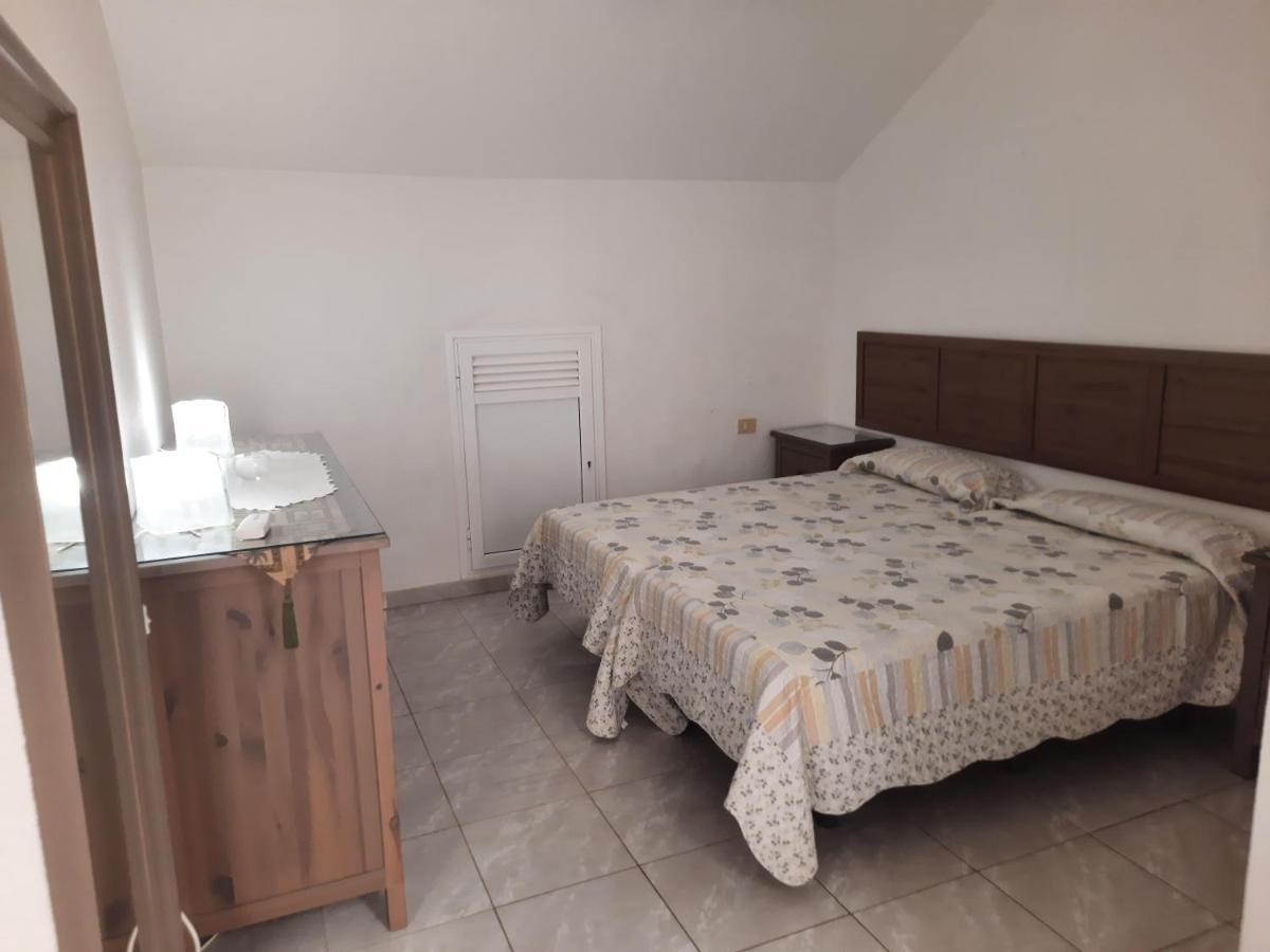 Castle Harbour Aparthotel Los Cristianos  Bagian luar foto