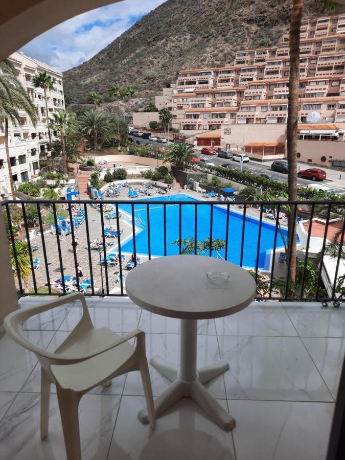 Castle Harbour Aparthotel Los Cristianos  Bagian luar foto