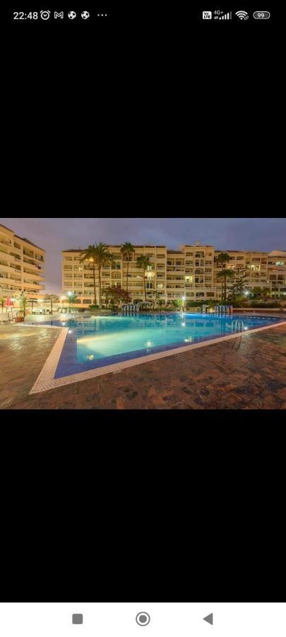 Castle Harbour Aparthotel Los Cristianos  Bagian luar foto