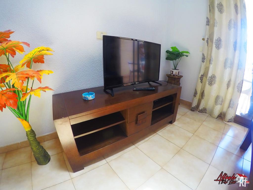 Castle Harbour Aparthotel Los Cristianos  Bagian luar foto
