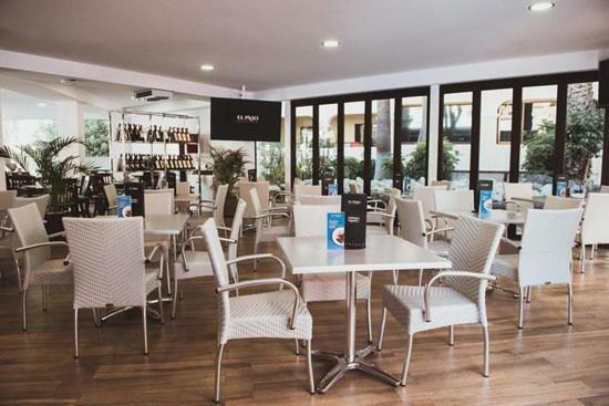Castle Harbour Aparthotel Los Cristianos  Bagian luar foto